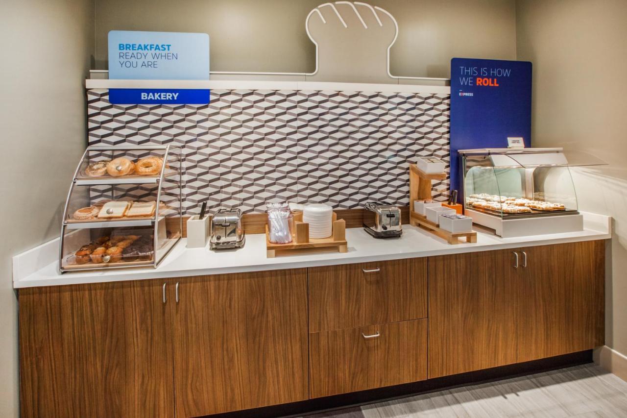 Holiday Inn Express & Suites - Burley By Ihg Eksteriør billede